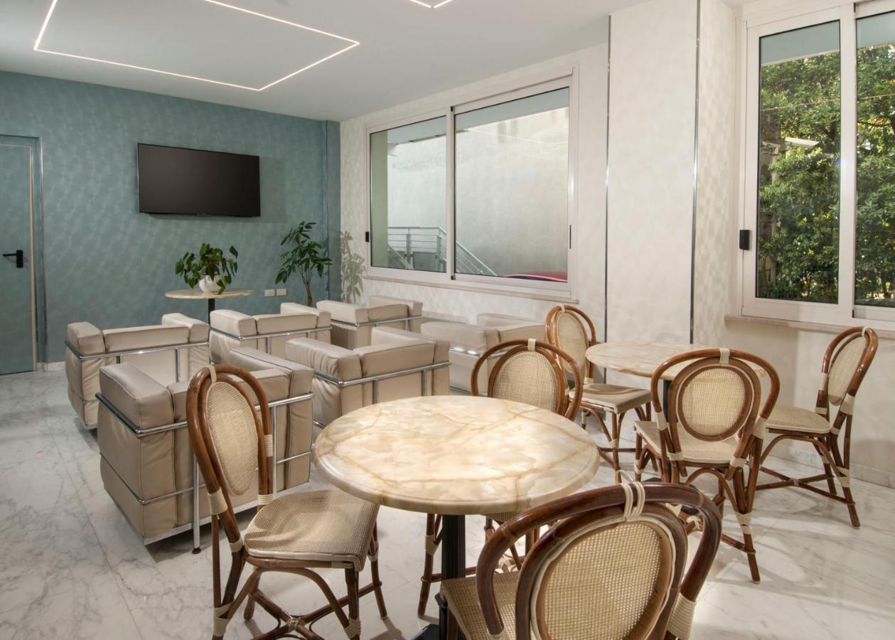 Hotel Prestige Cattolica Exterior photo