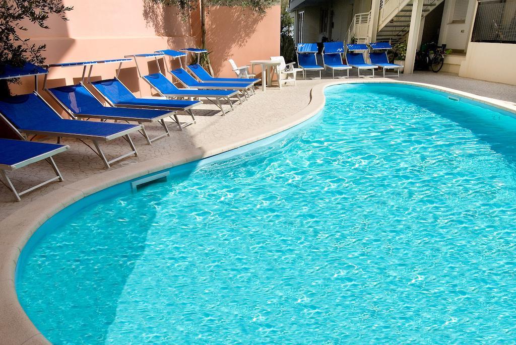 Hotel Prestige Cattolica Exterior photo